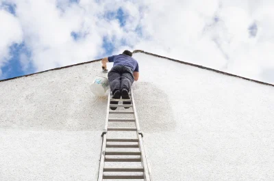 Peinture extérieure à Pont de Montvert - Sud Mont Lozère — façades et ravalement